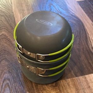 new, never used G4Free Camping Cookware 4/11/13/16